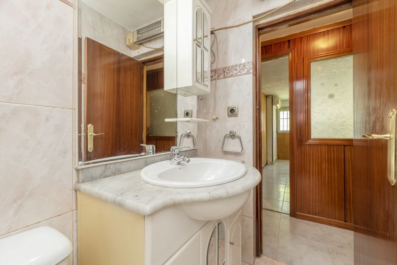 Bathroom Cabinets Remodeling